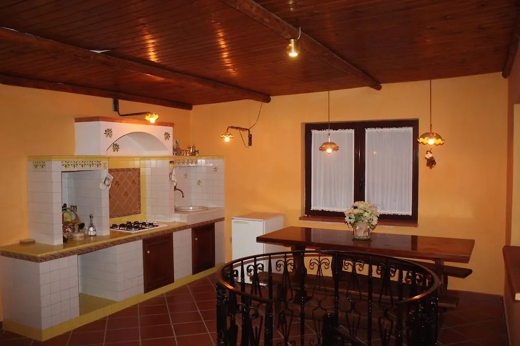 Villa Delle Camelie-1